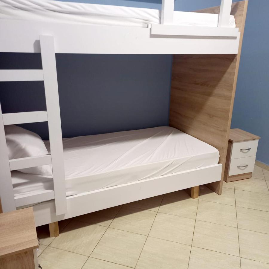 Hotel Eno Пермет Екстер'єр фото