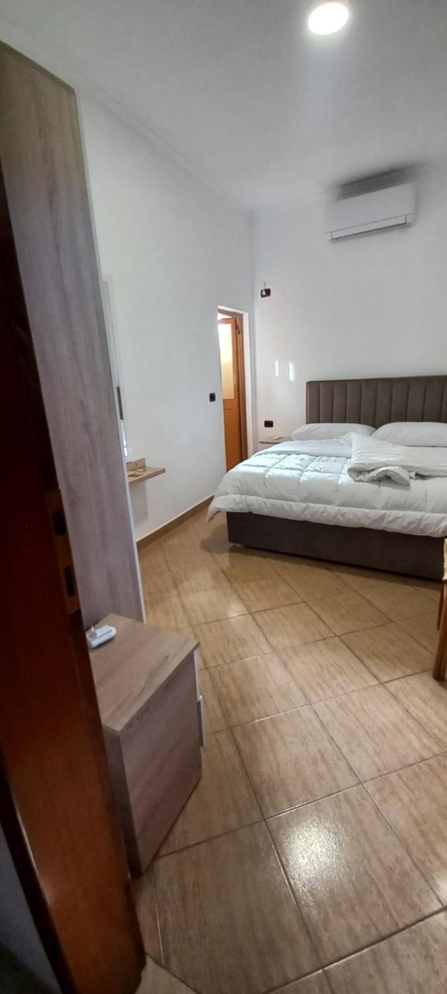 Hotel Eno Пермет Номер фото
